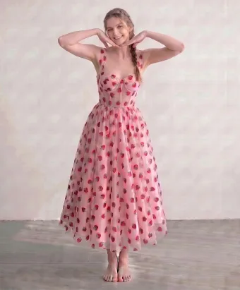Fairytale Candy Pink Tulle Strawberry Prom Dresses 2026 Sweet 16 Homecoming Formal Dresses