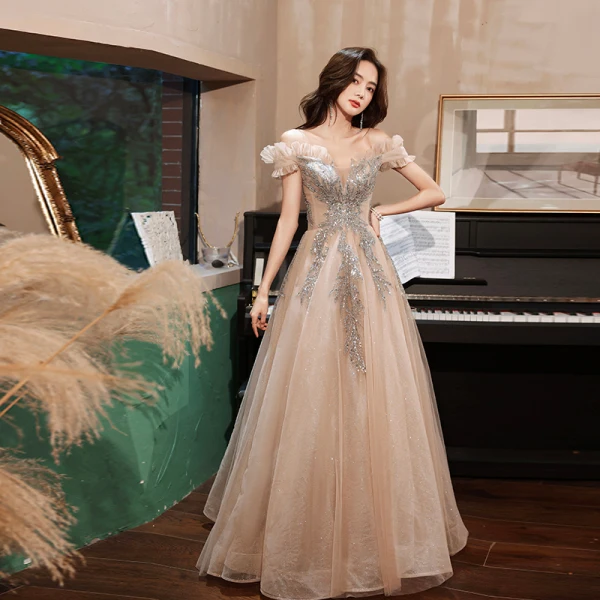 Charmant Scintillantes Kaki Paillettes Robe De Bal 2022 Princesse Volants De l'épaule Perlage Manches Courtes Dos Nu Longue Robe De Ceremonie