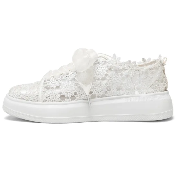 Elegante Ivory / Creme Schleife Spitze Blumen Hochzeit Turnschuhe 2024 4 cm Plateau Runde Zeh Brautschuhe