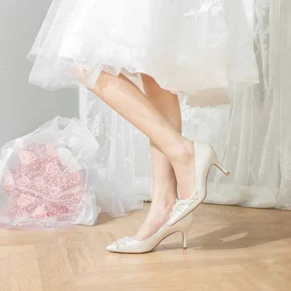 Élégant Ivoire Perle Faux Diamant Chaussure De Mariée 2024 8 cm Talons Aiguilles À Bout Pointu Mariage Escarpins Talons Hauts