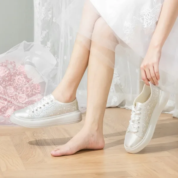 Mode Ivoor Rhinestone Huwelijk Sportschoenen 2024 4 cm Plateau Ronde Neus Bruidsschoenen