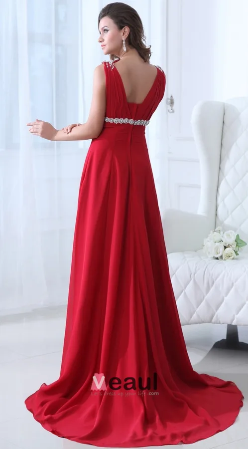 Une Ligne De V-cou Classique Naturelle Rouge Robes De Soirée