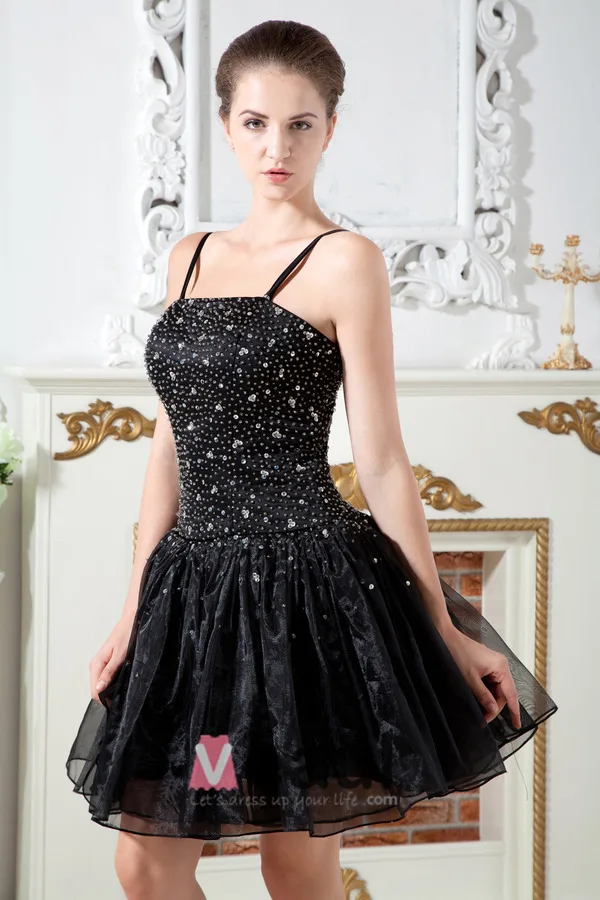 Fines Bretelles Perlage Noir Une Ligne Robe De Cocktail Courte