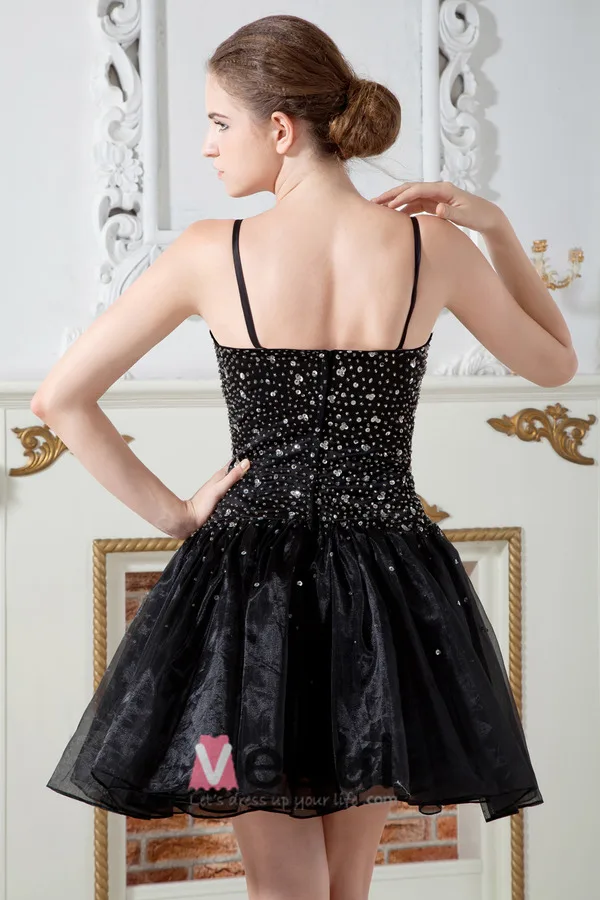 Fines Bretelles Perlage Noir Une Ligne Robe De Cocktail Courte