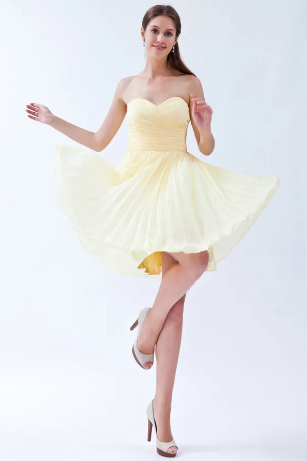 2015 Simple Sweetheart Sleeveless Yellow Short Cocktail Dress