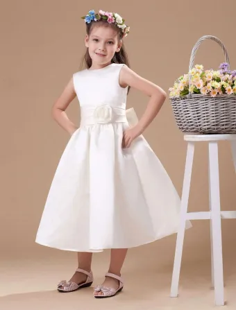 Vestido De La Muchacha De Flor De Satén Marfil Faja