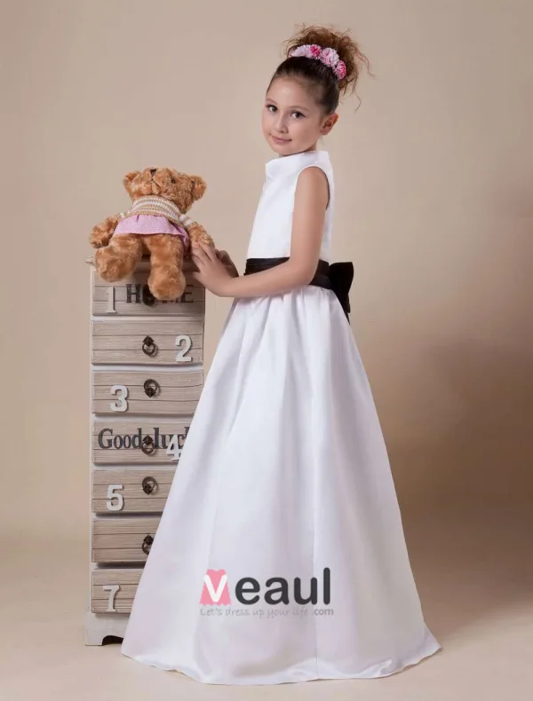 Belle Satin Blanc Ceinture Noire Robe Ceremonie Fille Robe Fille Mariage
