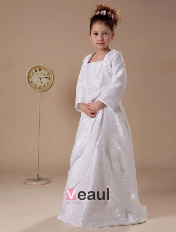 White Long Sleeves Appliques Satin Flower Girl Dress