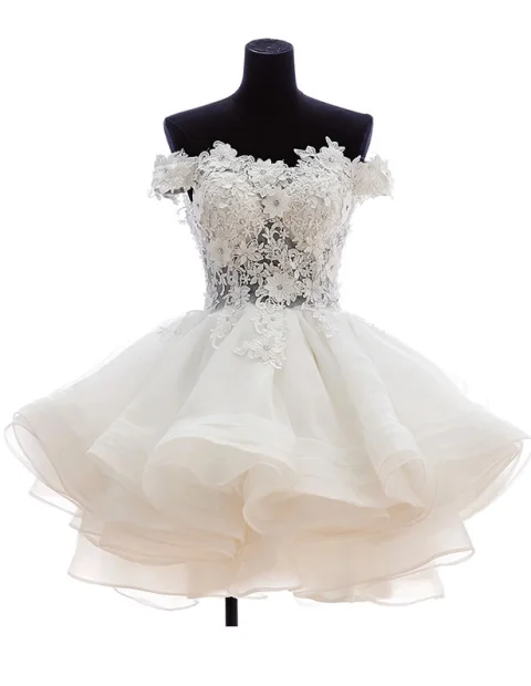 2015 Quadratischen Ausschnitt Bohrt Spitzeblumenkurz & Mini-hochzeitskleider