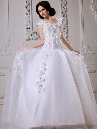 Robes De Mariage De Robe De Mariée Chérie Applique Satin Balayage Train A Ligne