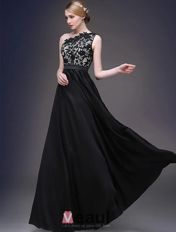 Une Ligne Une Épaule Dentelle Perles Robe De Soirée En Satin Noir
