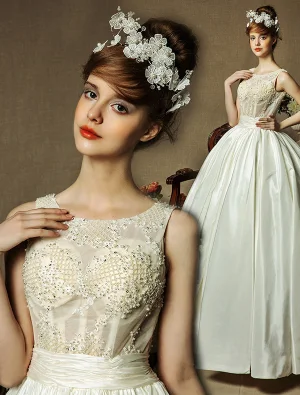 Mode Élégante Robe De Mariée Robe De Dentelle De Perles Taffetas De Balle De Décolleté
