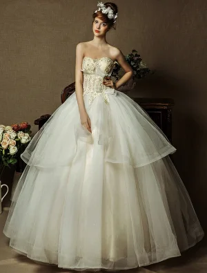 Percés Sweetheart Appliques De Perles Dentelle Robe De Mariée En Organza De Forage Tchèque