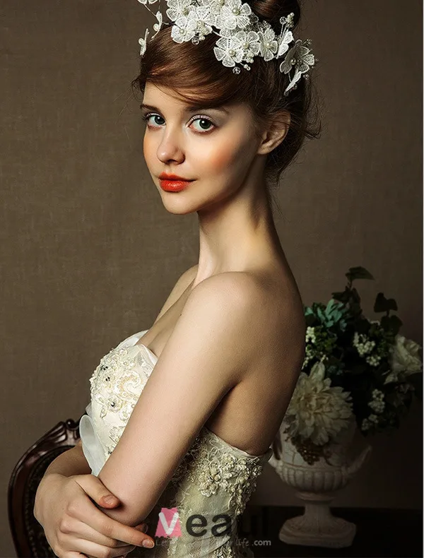 Percés Sweetheart Appliques De Perles Dentelle Robe De Mariée En Organza De Forage Tchèque