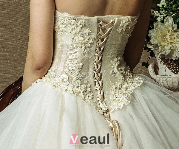 Percés Sweetheart Appliques De Perles Dentelle Robe De Mariée En Organza De Forage Tchèque