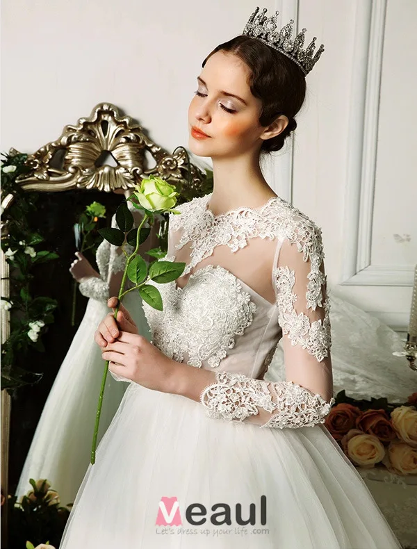 Épaules Percés Manches 3/4 Appliques De Dentelle Fleurs Robe De Mariée En Organza De Satin Ceinture