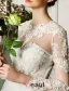 Épaules Percés Manches 3/4 Appliques De Dentelle Fleurs Robe De Mariée En Organza De Satin Ceinture