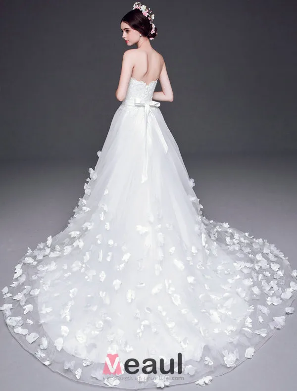 2015 A-line Princess Sweetheart Handmade Flowers Tailing Wedding Dress