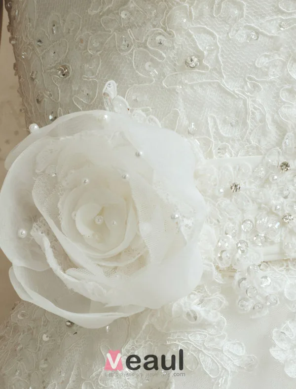 A-lijn Strapless Appliques Kant Bloem Sjerp Trouwjurken