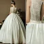 Mode & Élégante Robe De Mariée Robe De Dentelle De Perles Taffetas De Balle De Décolleté