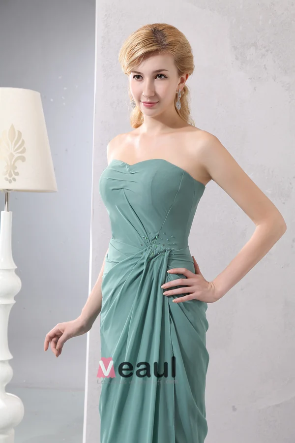 Elegant Kjæreste Stroppeløs Brudens Mor Kjole Med Sjal