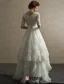 Une Ligne Épaules Carrées Appliques Décolleté Dentelle Satin Volants Guillotine Robe De Mariée