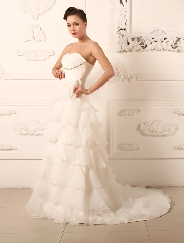 A Linje Kjæreste Beading Feie Tog Ruffled Organza Brudekjoler