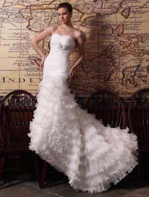 Trompette Sirène De Train Chapelle Robe De Mariée En Organza De Satin Avec Des Volants En Cascade
