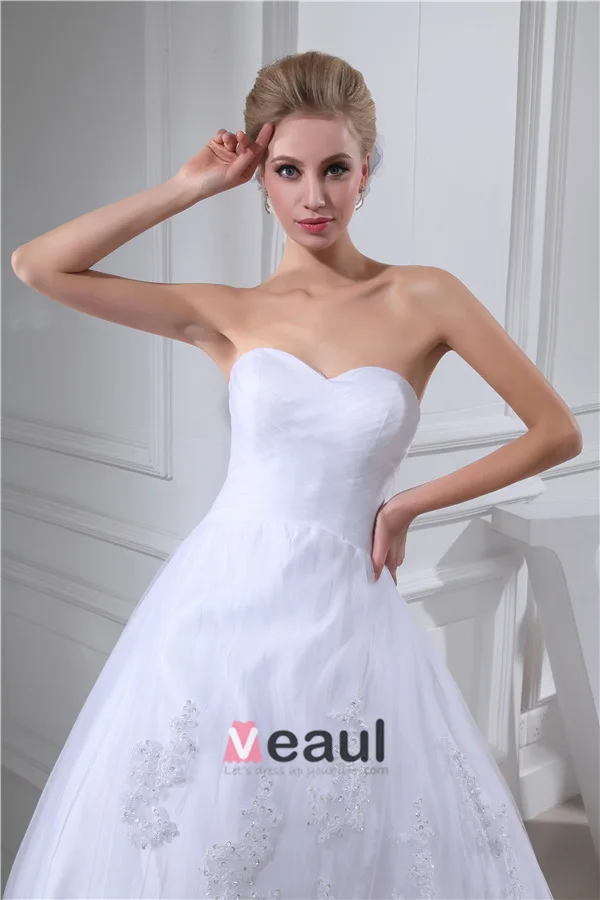 Charming Wedding Dress White Sweetheart Neckline Bridal Ball Gown With Sequins Lace