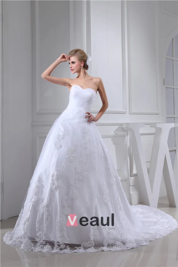 Charming Wedding Dress White Sweetheart Neckline Bridal Ball Gown With Sequins Lace