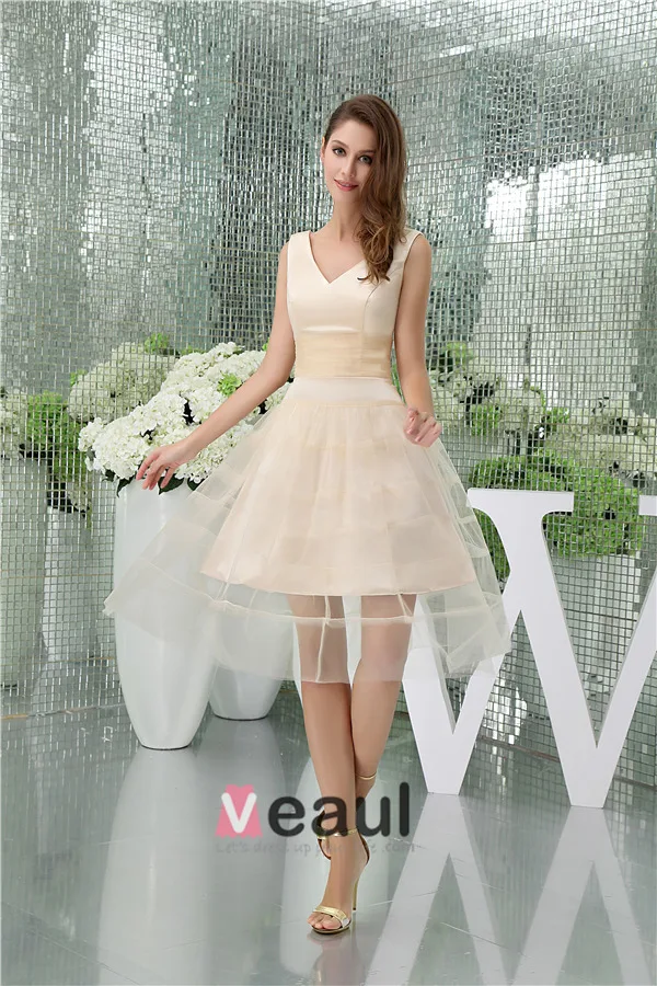 Charming A-line Shoulders V Neck Sash Tulle Cocktail Dress