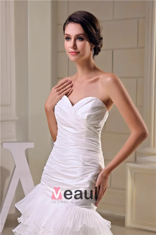 Sweetheart Mignon Volants En Cascade Robe De Mariage Asymétriques De Robe De Mariée