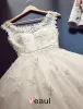 2015 Ball Gown Shoulders Scoop Neck Czech Diamond Appliques Lace Wedding Dress