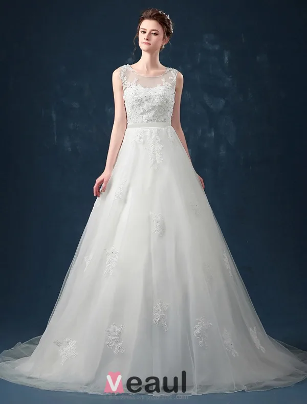 2015 A-line Shoulders Handmade Flowers Sash Applique Lace Wedding Dress