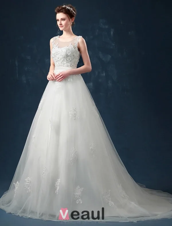 2015 A-line Shoulders Handmade Flowers Sash Applique Lace Wedding Dress