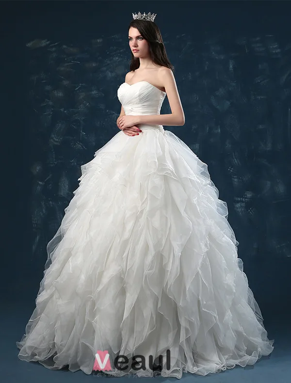 2015 Ball Gown Sweetheart Cascading Ruffles Organza Wedding Dress