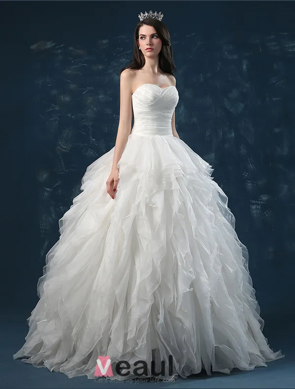 2015 Ball Gown Sweetheart Cascading Ruffles Organza Wedding Dress