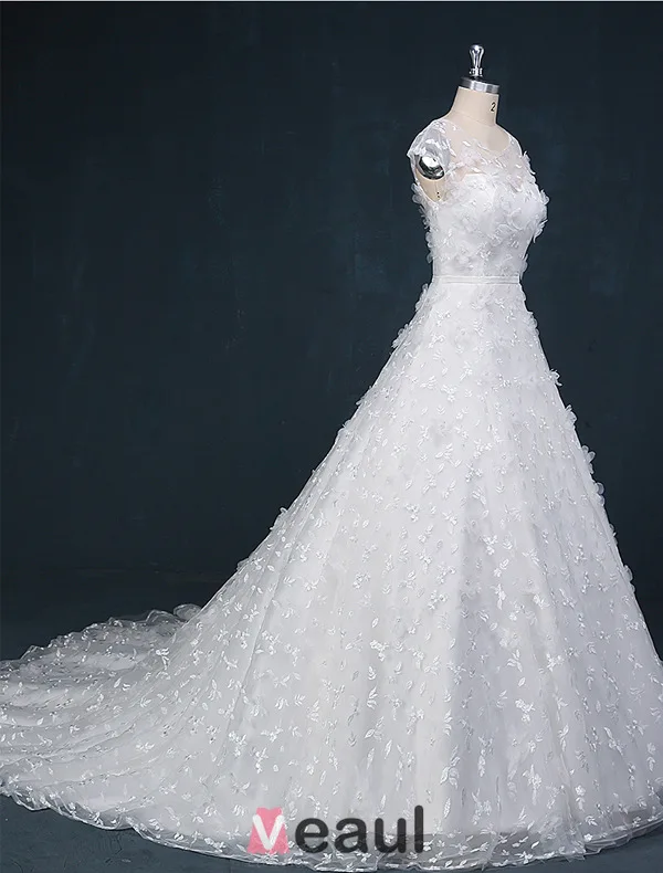 Une Ligne Appliques Princesse Carré Décolleté Dos Nu Perlage Robe De Mariée En Organza