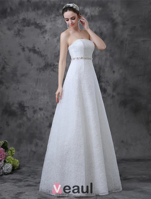 Simple Une Ligne De Robe De Mariée En Dentelle Bretelles Strass Ceinture