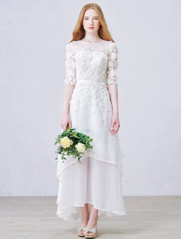 A Ligne De Fleurs À La Main Percées Robe De Mariée En Dentelle De Plage