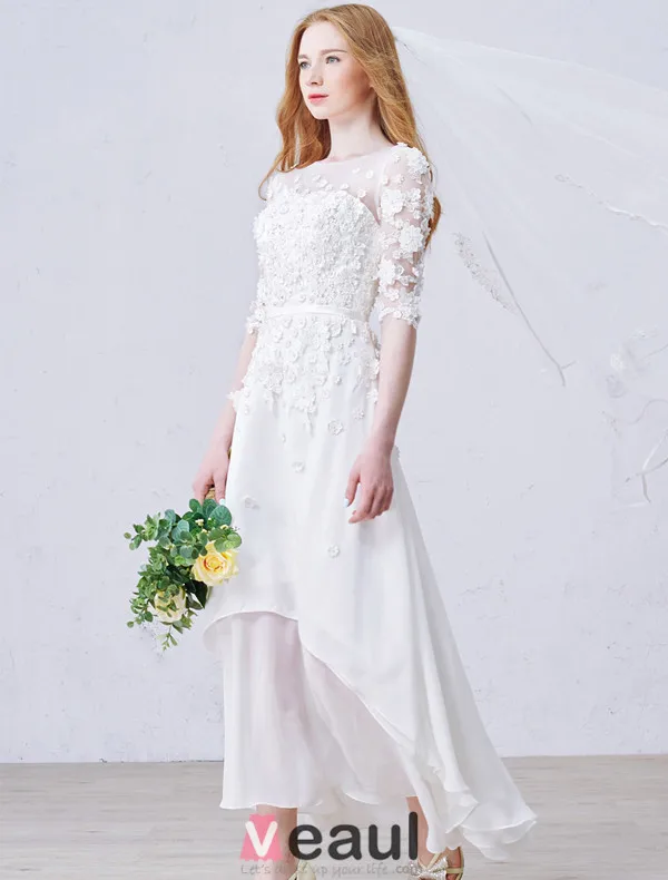 A-ligne De Fleurs À La Main Percées Robe De Mariée En Dentelle De Plage