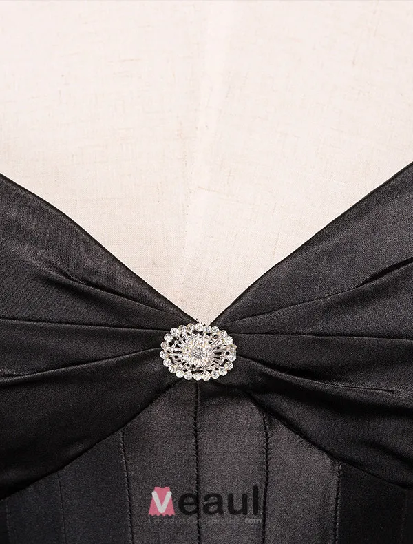 Simples Bretelles Spaghetti Une Ligne Volants Robe De Soirée En Satin Noir