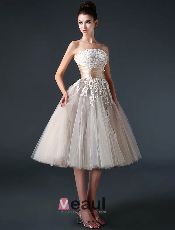 2015 Ball Gown Strapless Ruffle Sash Appliques Lace Tulle Short Champagne Wedding Dress