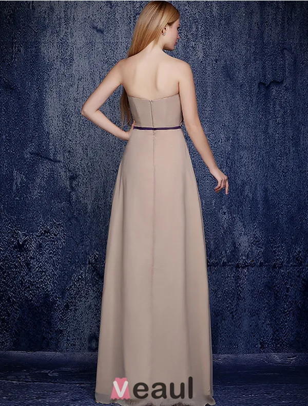 Enkel Stroppeløs Ruffle Champagne Chiffon Brudepike Kjole Med Sash