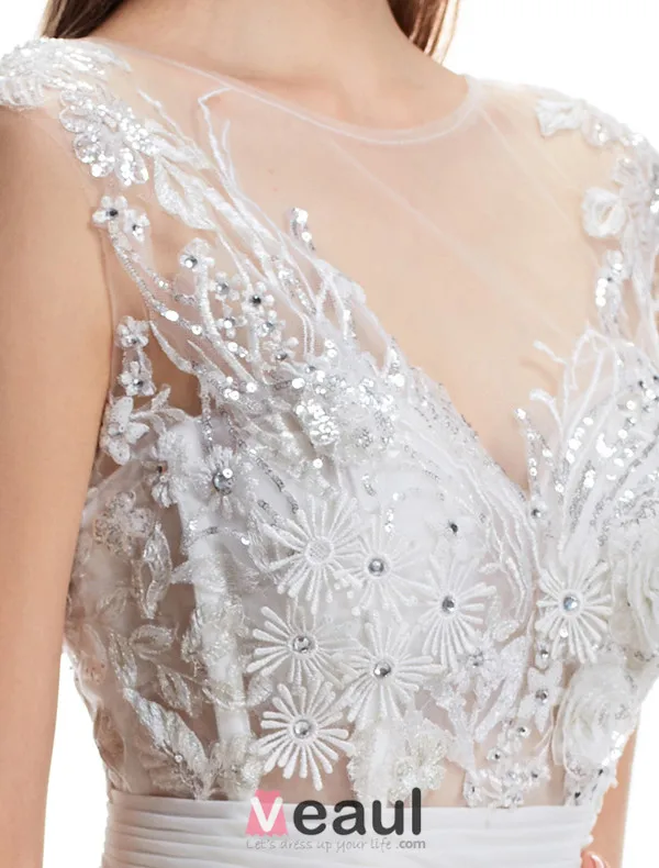 Exquise-ligne Encolure Percé Fleurs En Dentelle Carrée Robe De Mariée Dos Nu En Mousseline De Soie