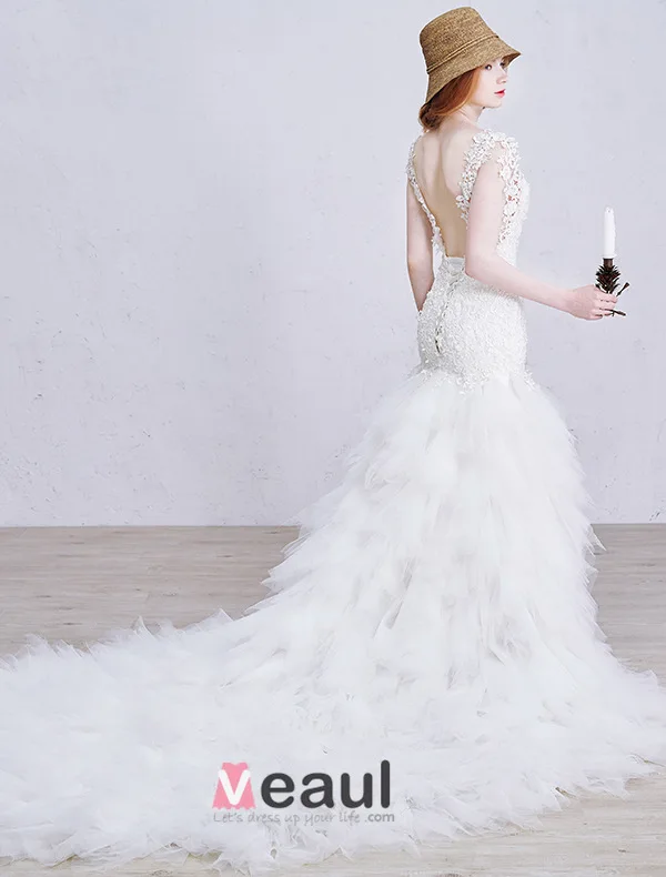 Sirène V-cou Imprenable Volants Dos Nu En Cascade Fuite Longue Robe De Mariée En Dentelle
