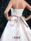 A-linje Sweetheart Ärmlös Applikationer Spets Organza Satin Bröllopsklänning
