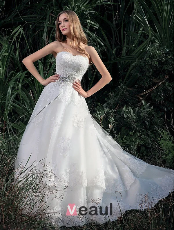 A-linje Sweetheart Ärmlös Applikationer Spets Organza Satin Bröllopsklänning