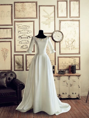 Palais Millésime Encolure Carrée Perles Perles Et De Fleurs Backless Robe De Mariée En Satin Blanc