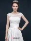 Une Ligne Volants Appliques Décolleté Carré De Dentelle Sash Robe De Mariée En Satin